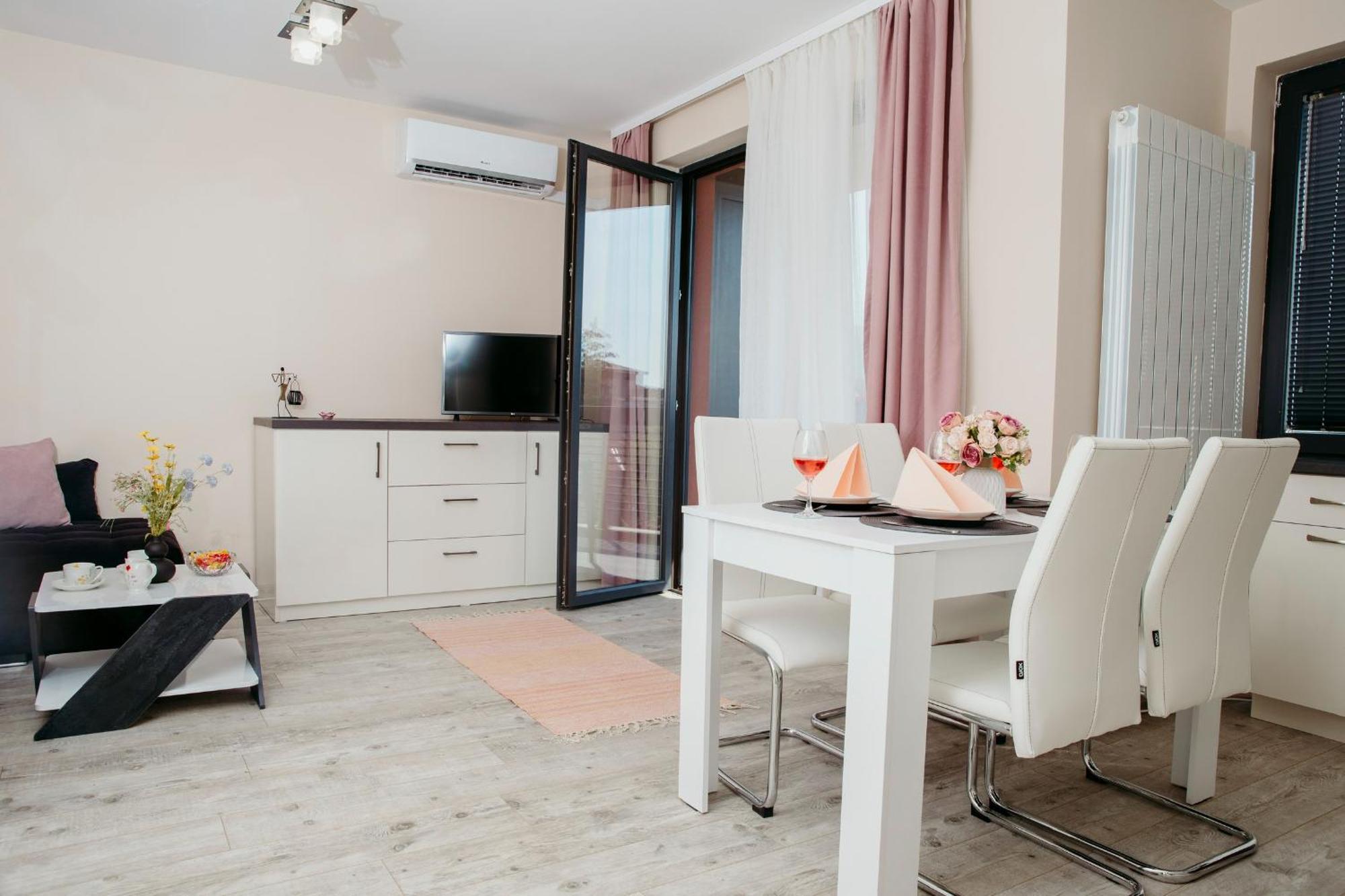 Rose Valley Apartment Казанлык Экстерьер фото
